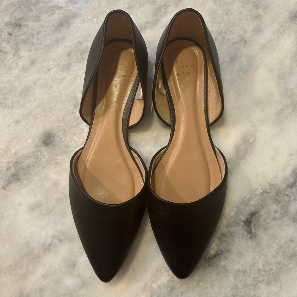 Black flats 9.5